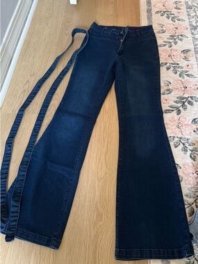 Women's Dark Blue Flared Jeans - Classic High-Rise Style